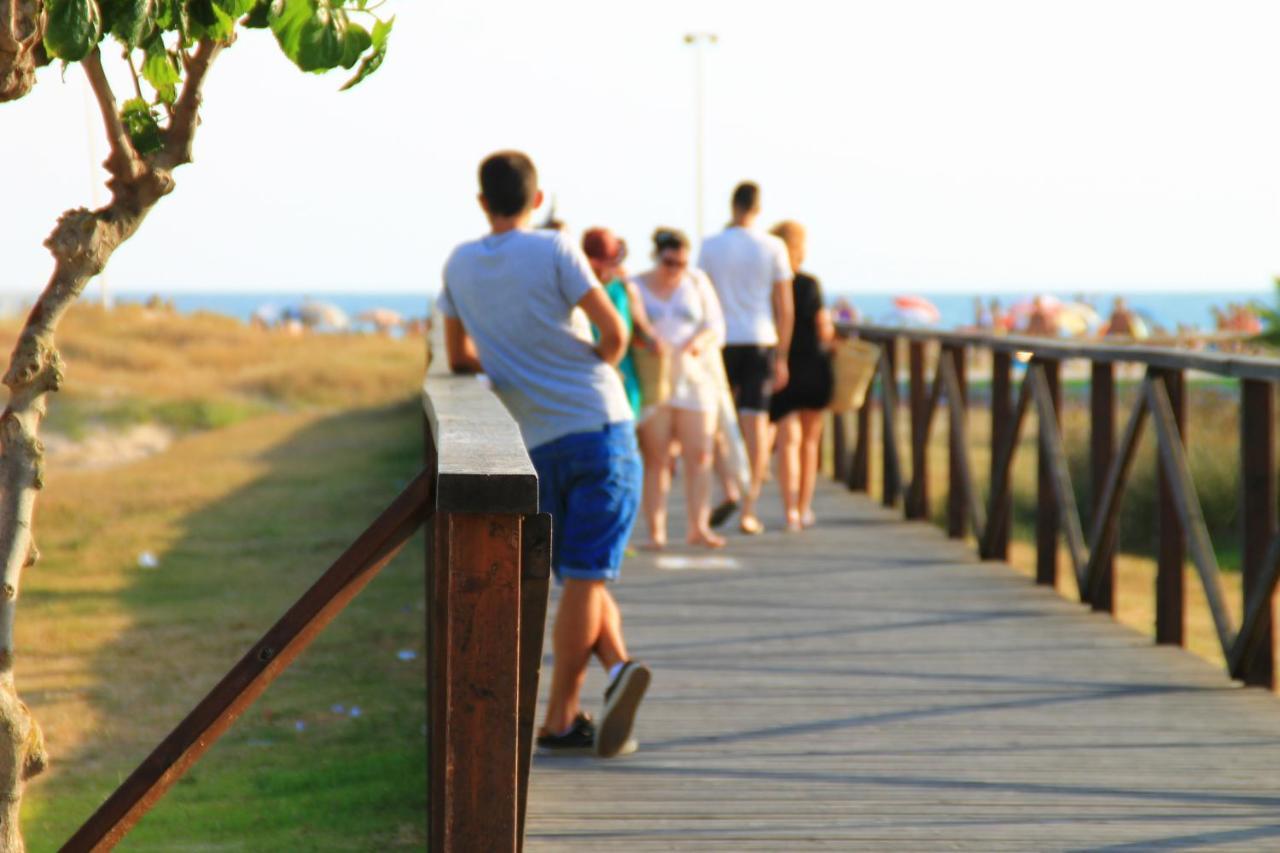 Apartamento Cerca De La Playa Conil De La Frontera Bagian luar foto